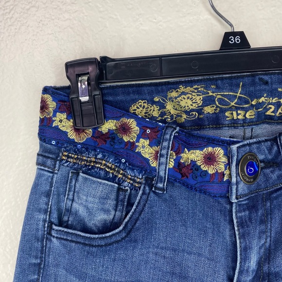 Desigual Embroidered Denim Jogger Style Jeans Size 26 - Picture 5 of 12